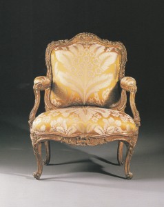 写真4.4ルイ15世様式王妃の椅子のコピー
