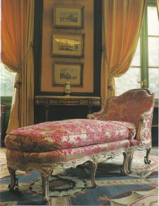 写真4.6ルイ15世様式肘掛け長椅子のコピー